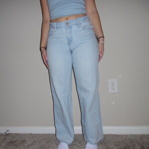 Hollister Low Rise Wide Leg Jeans